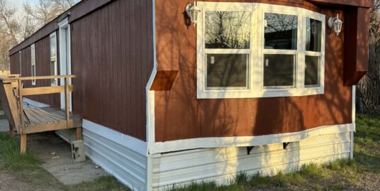 Lot A3 – 2 Bedrooms, 1 Bath Mobile Home For Lease